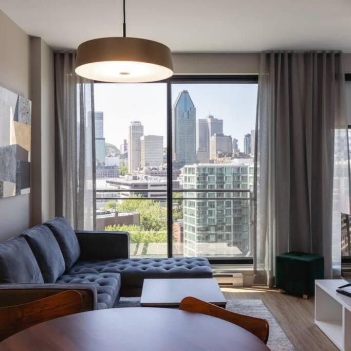 Mind Blowing City View - 2 Beds - Pool & Spa - Downtown モントリオール エクステリア 写真